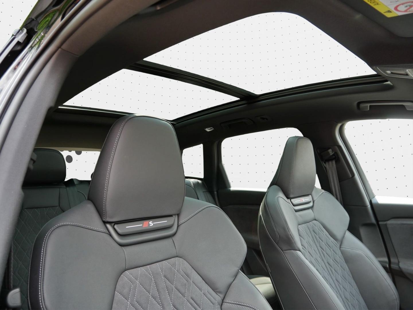 Image about Audi Q6 SUV e-tron e-tron quattro