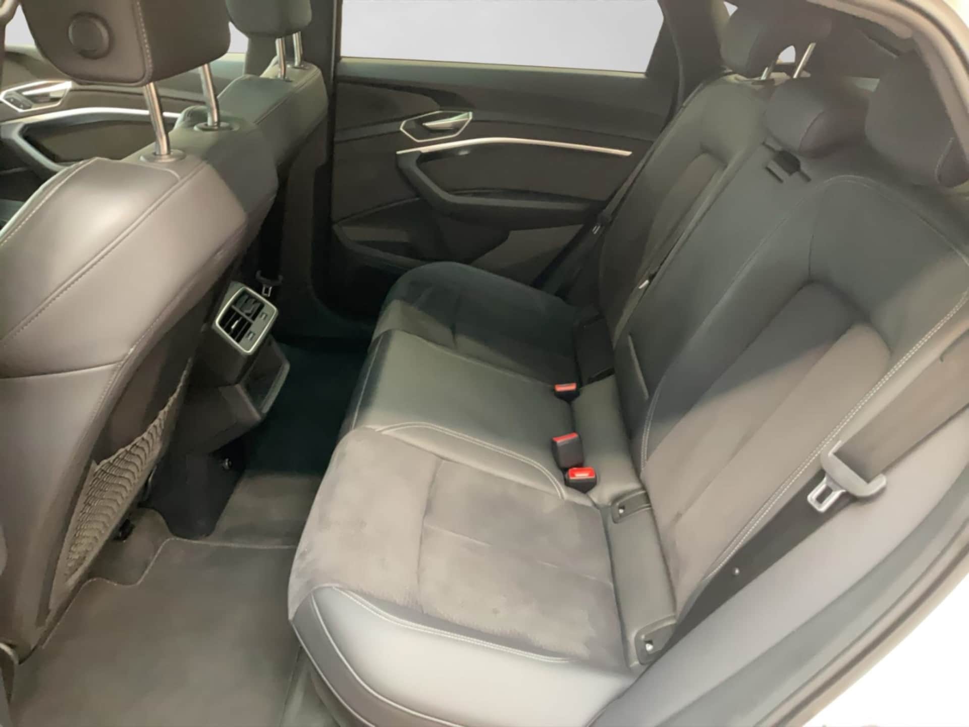 Audi Q8 Sportback e-tron Advanced