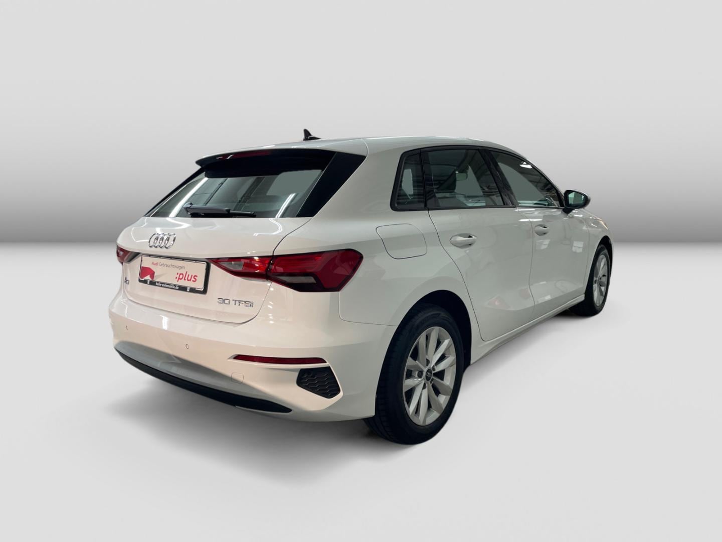 Bild über Audi A3 Sportback 30 TFSI Schaltgetriebe - für weitere Informationen kontaktieren Sie den Audi Partner