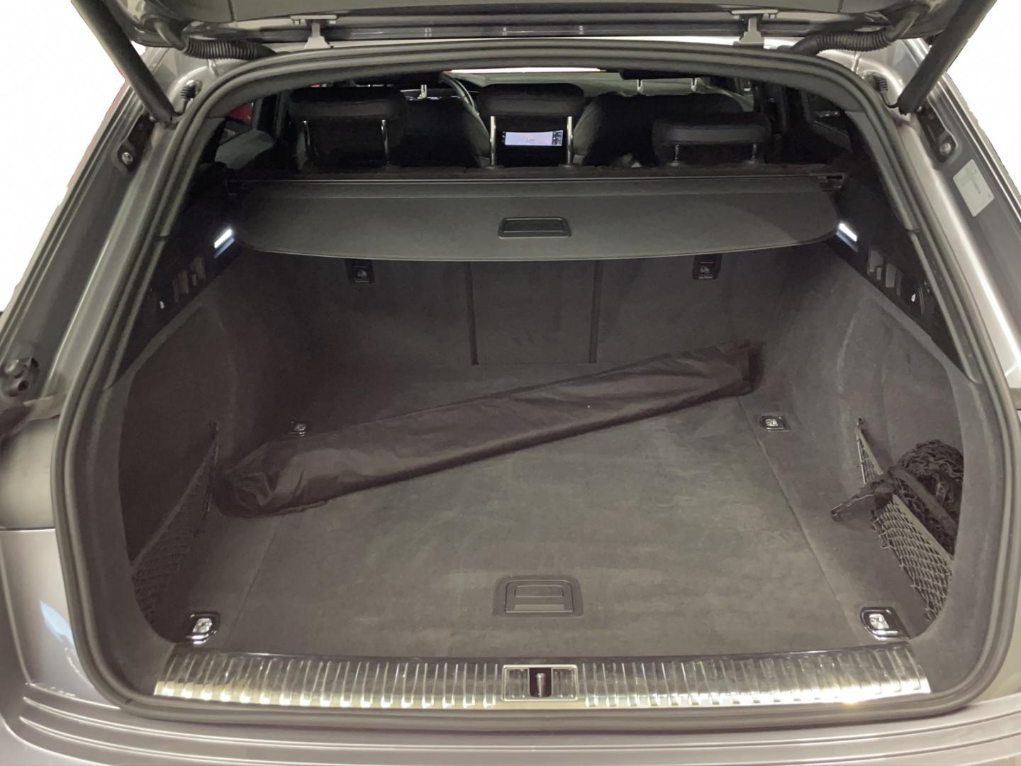 Image about Audi e-tron advanced 55 quattro 300,00 kW