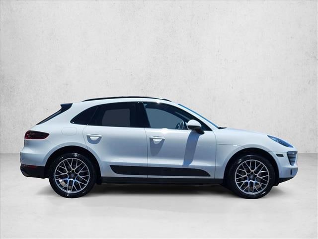 2017 Porsche Macan