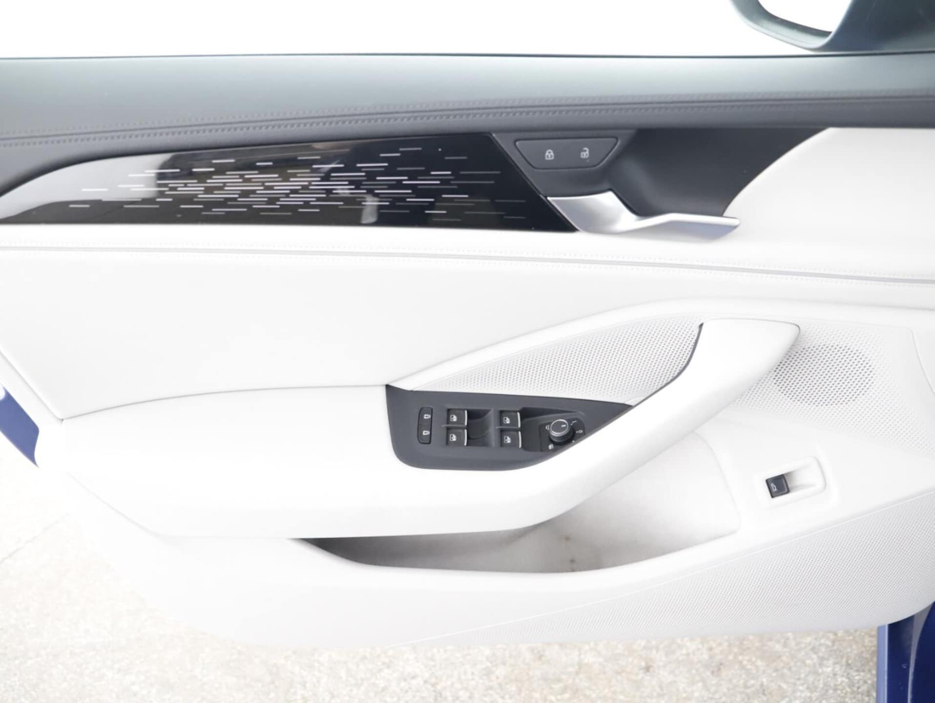 Volkswagen Passat Elegance