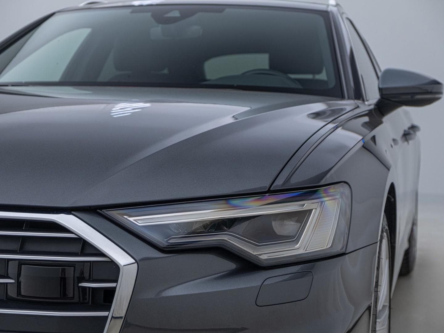 Bild über Audi A6 Avant design 45 TFSI quattro S tronic - für weitere Informationen kontaktieren Sie den Audi Partner