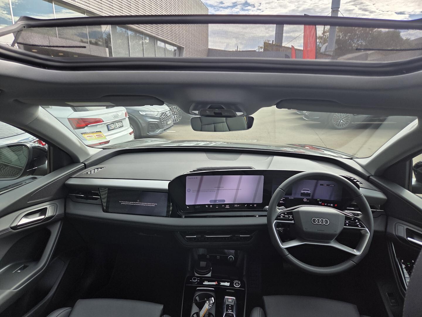 Image about Audi Q6 SUV e-tron e-tron