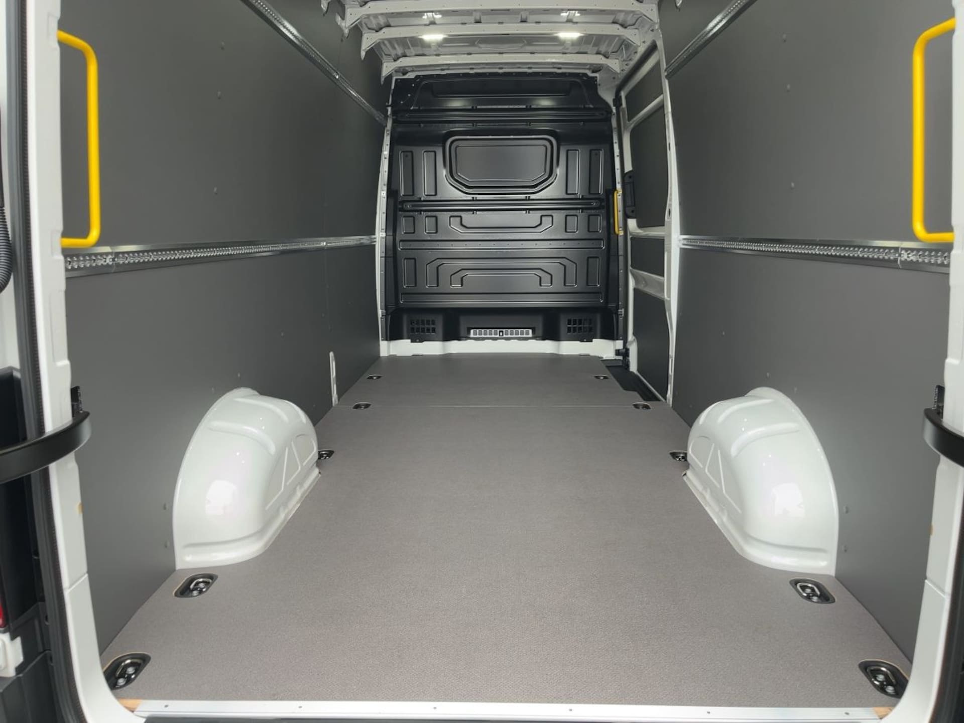 Volkswagen Crafter Kasten langer Radstand