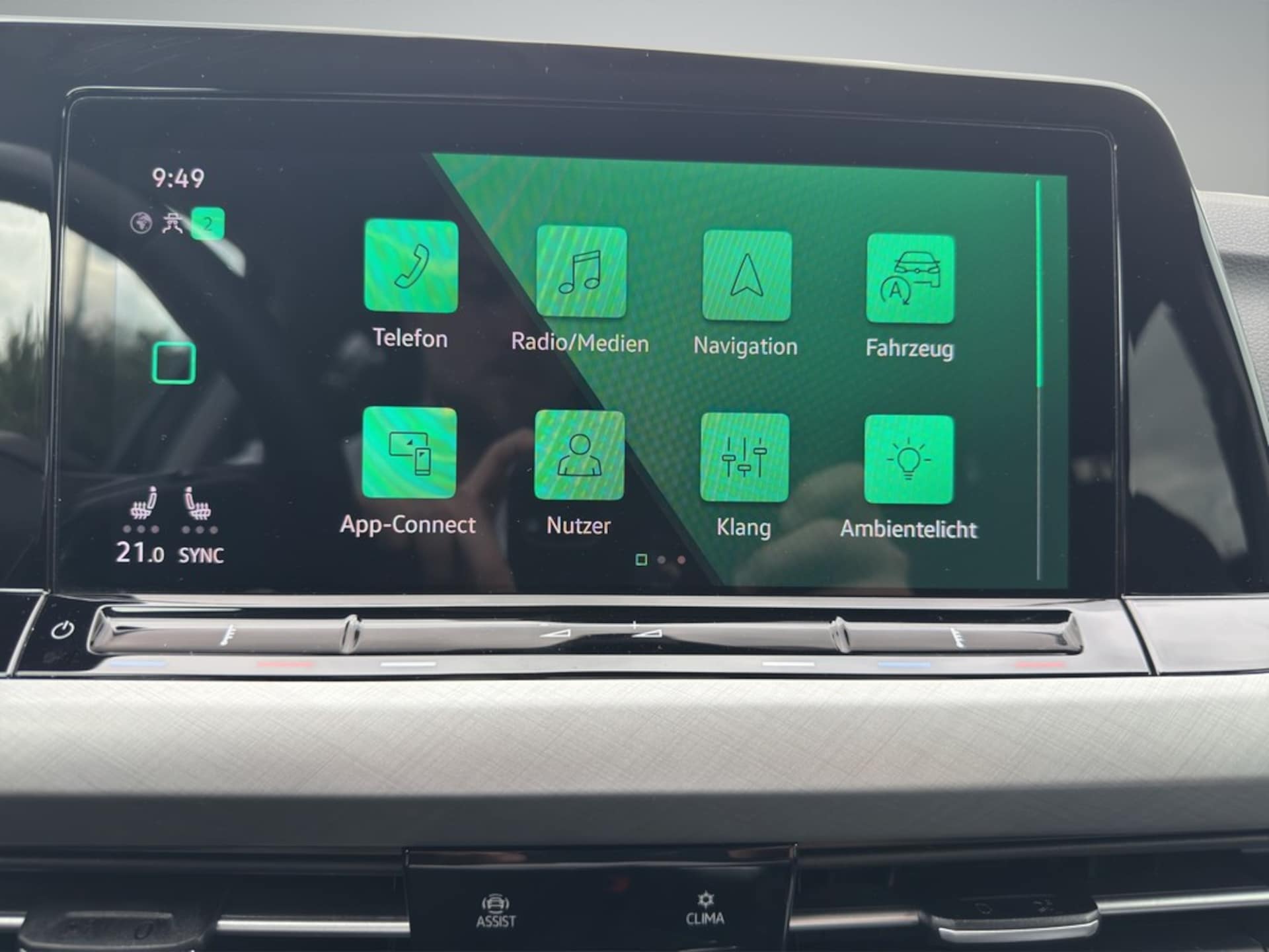 Volkswagen Golf Life