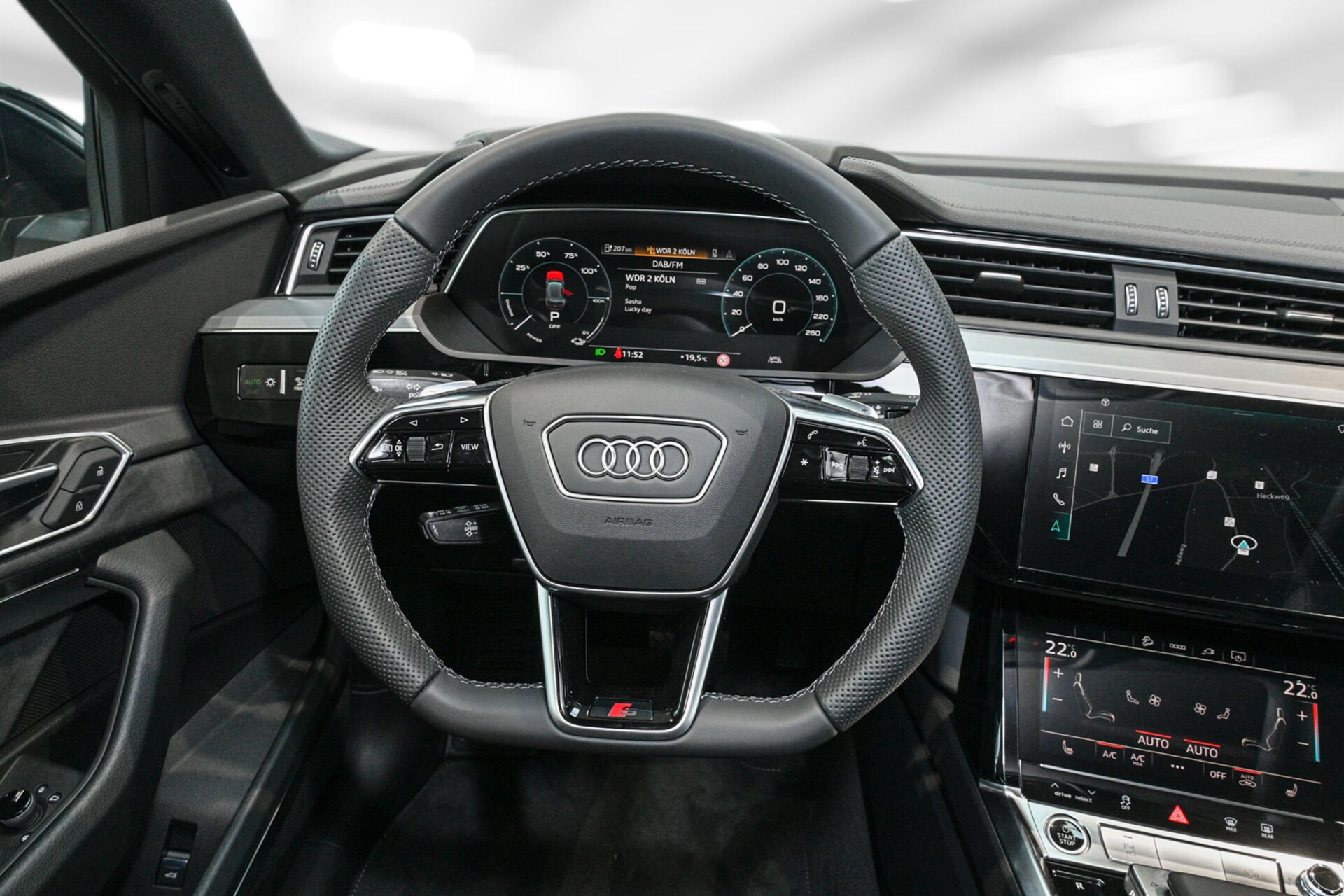 Audi e-tron advanced