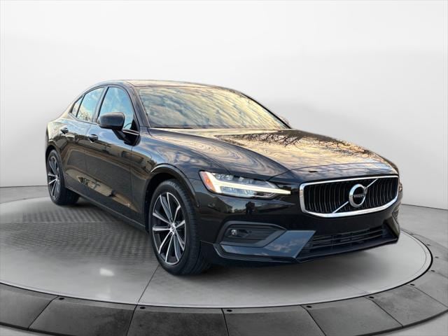 2021 Volvo S60 Momentum