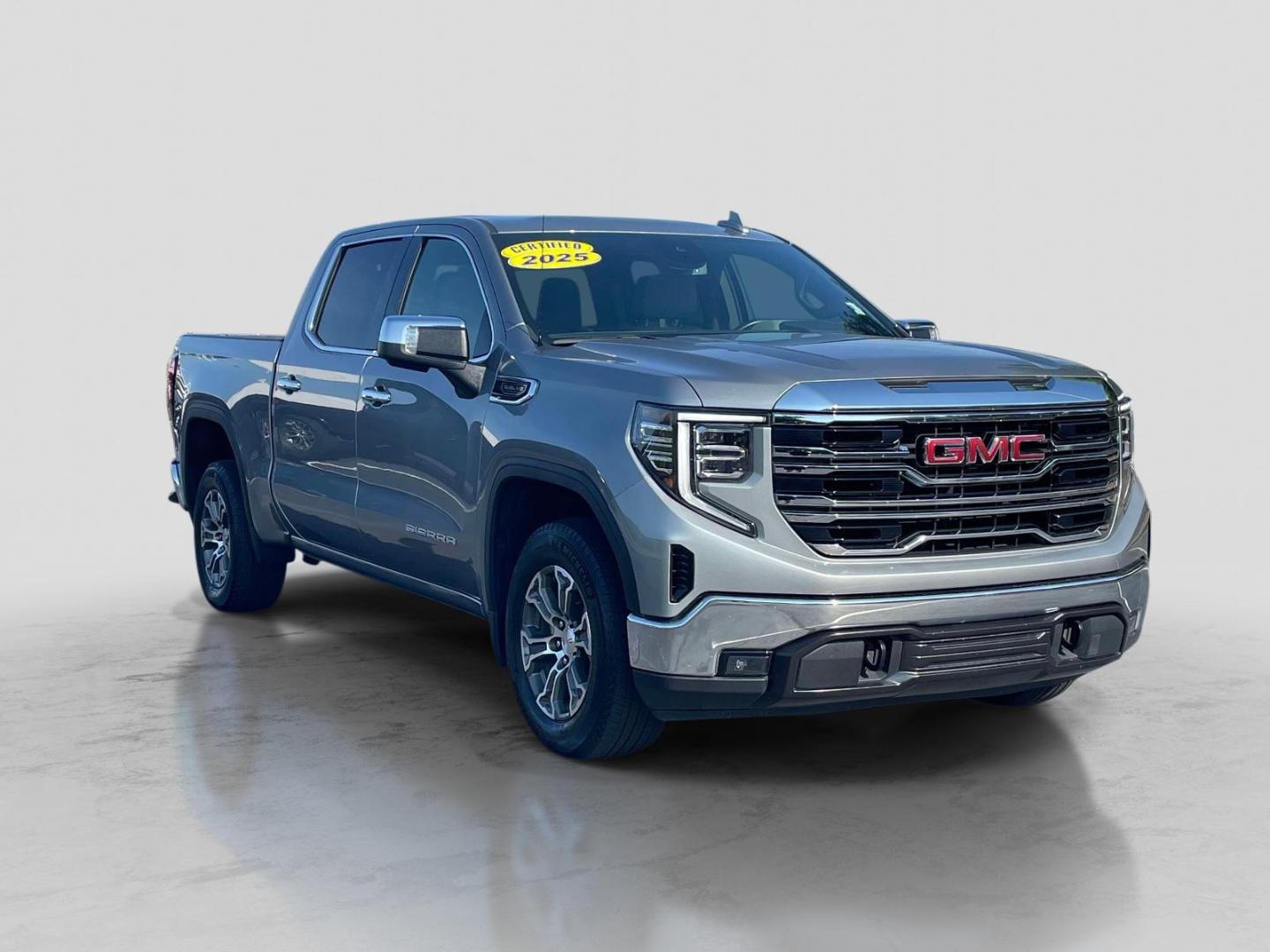 2025 GMC Sierra 2WD Crew Cab Short Box SLT's photo