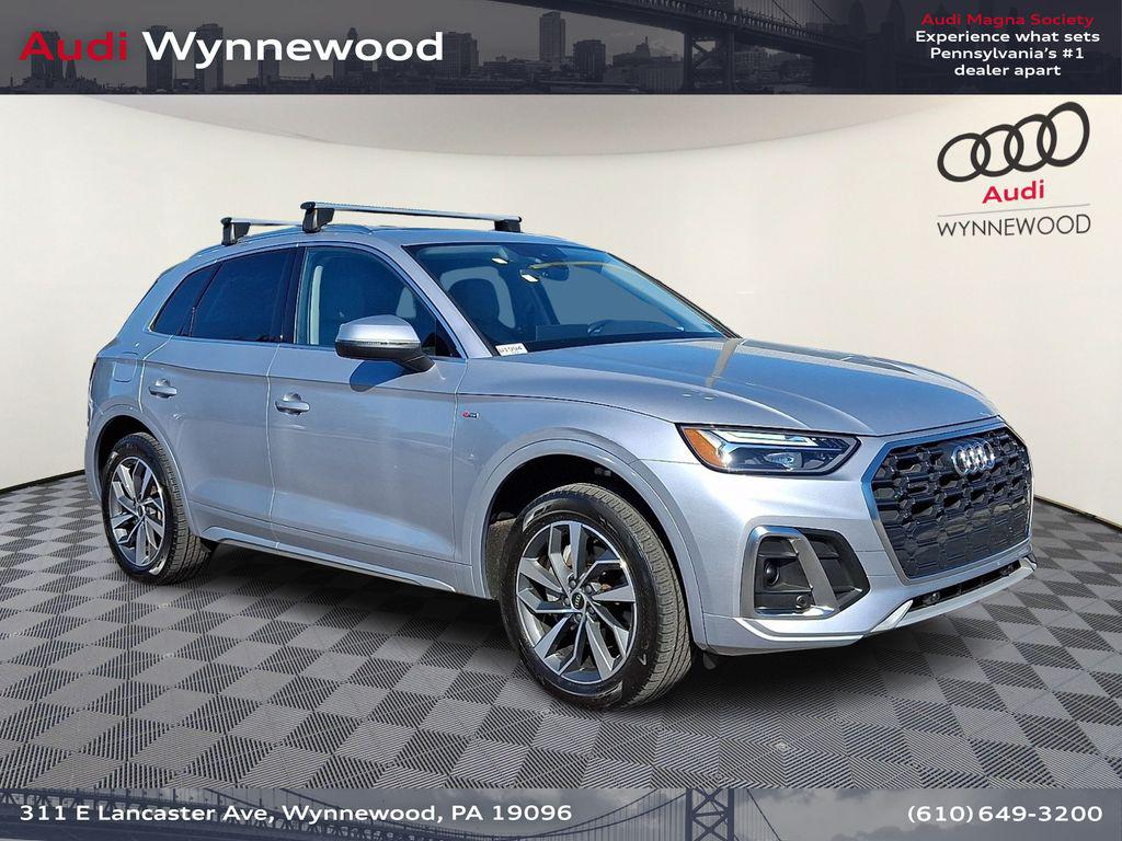 2023 Audi Q5 45 Premium's photo