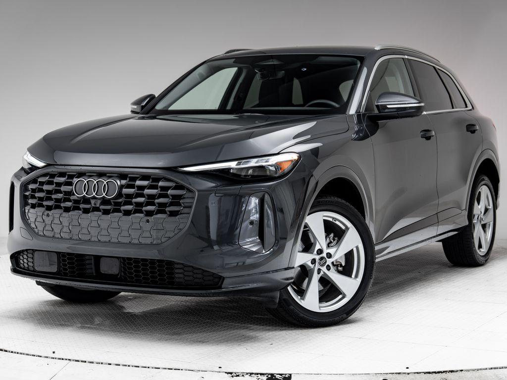 2025 Audi Q5 40 Premium Plus's photo