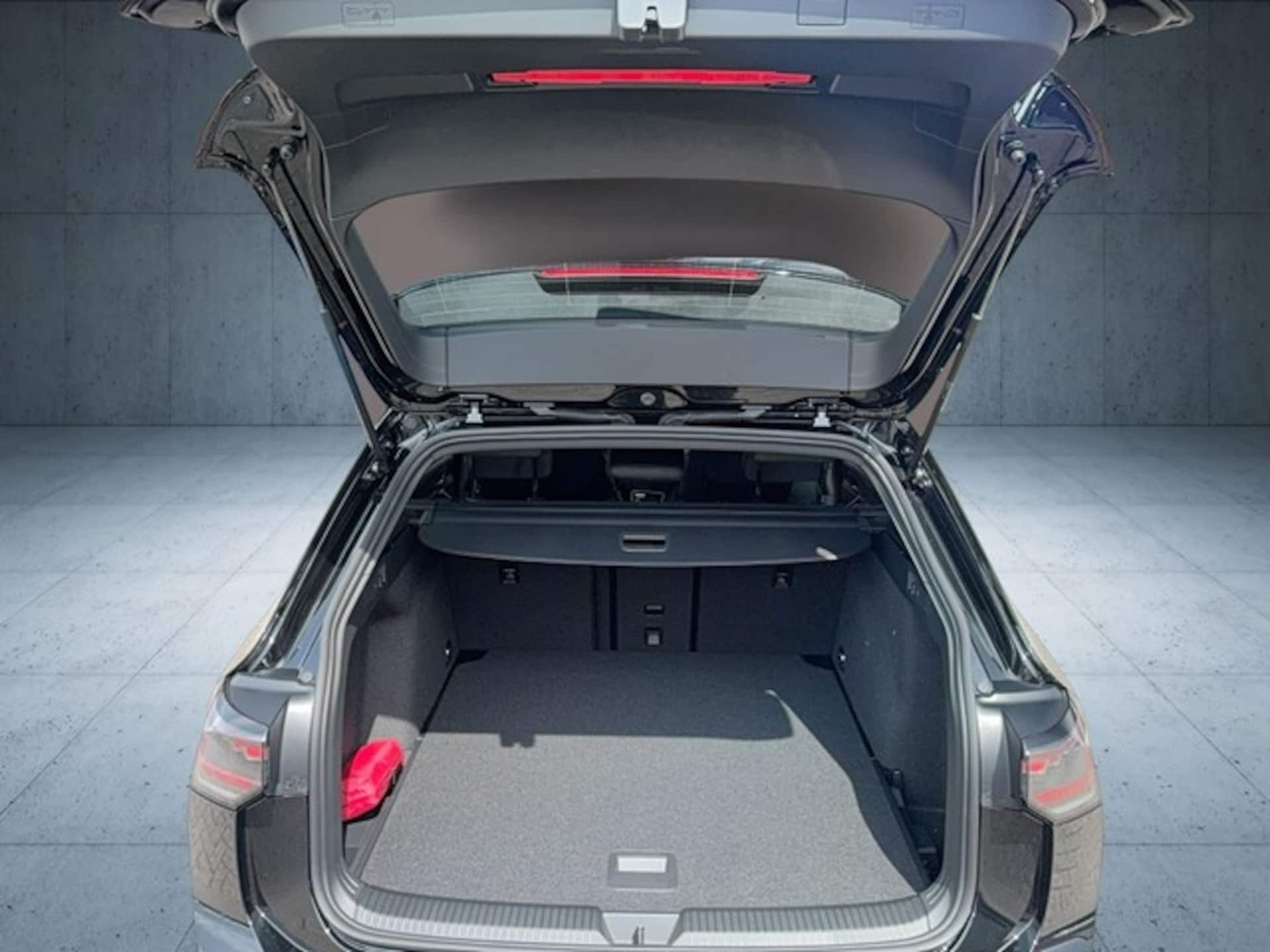 Volkswagen Golf Variant R-Line