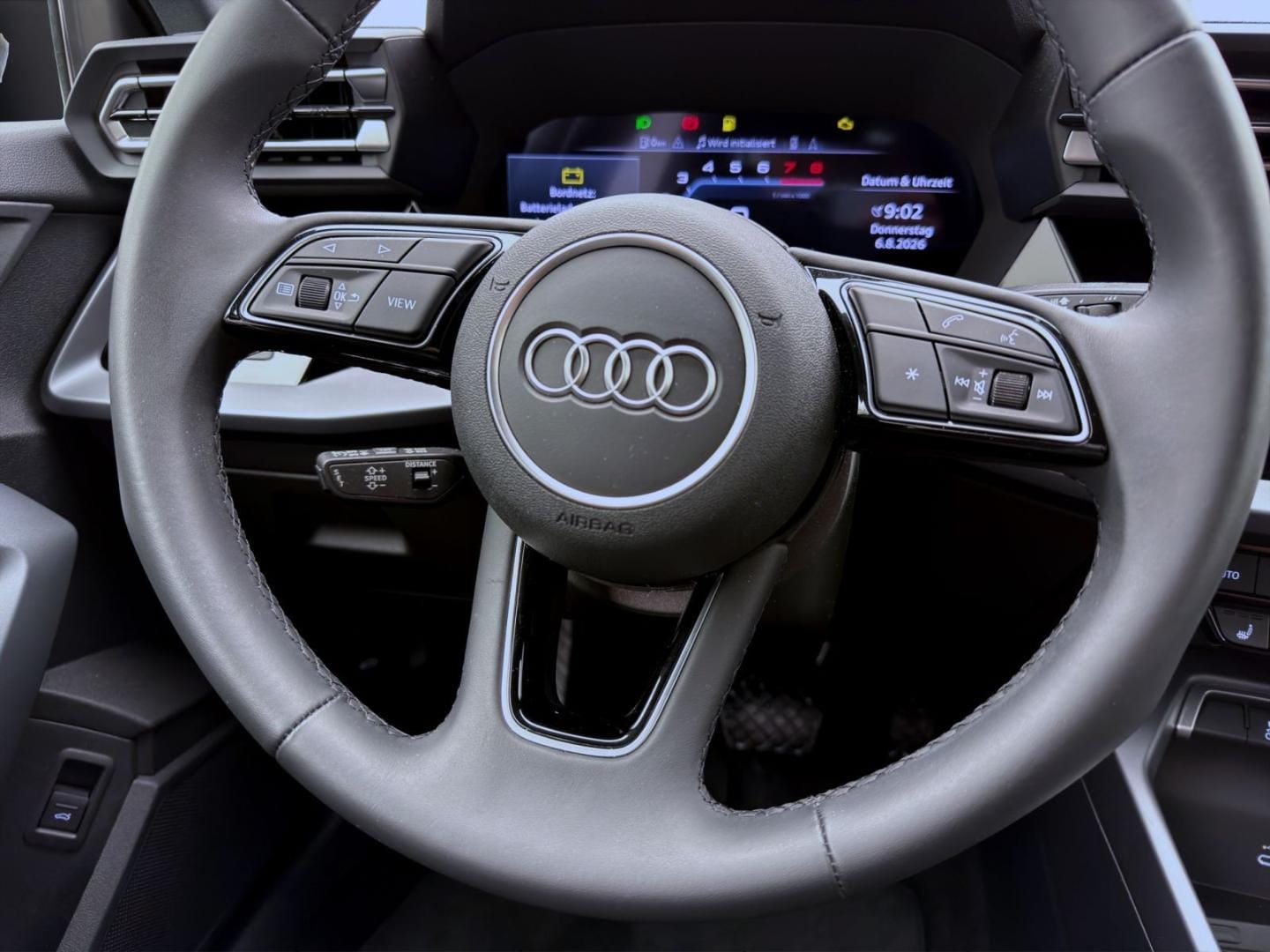 Bild über Audi A3 Limousine TFSI 110 kW S tronic - für weitere Informationen kontaktieren Sie den Audi Partner