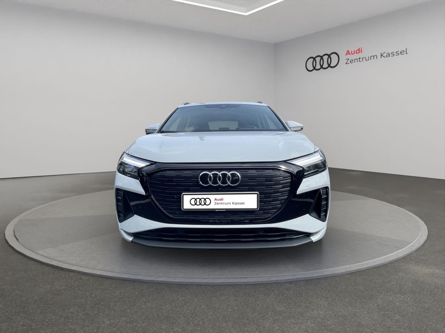 Bild über Audi Q4 e-tron 40 e-tron - für weitere Informationen kontaktieren Sie den Audi Partner