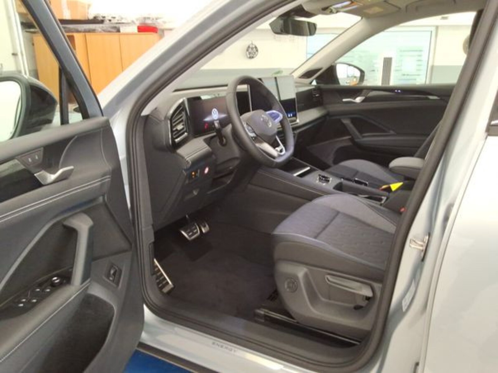 Volkswagen Tiguan – Bild 6