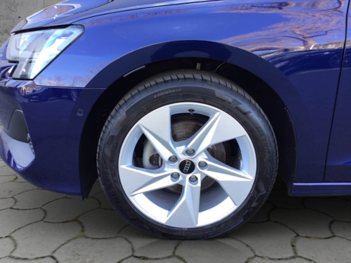 Bild über Audi A3 Sportback 30 TDI Schaltgetriebe - für weitere Informationen kontaktieren Sie den Audi Partner
