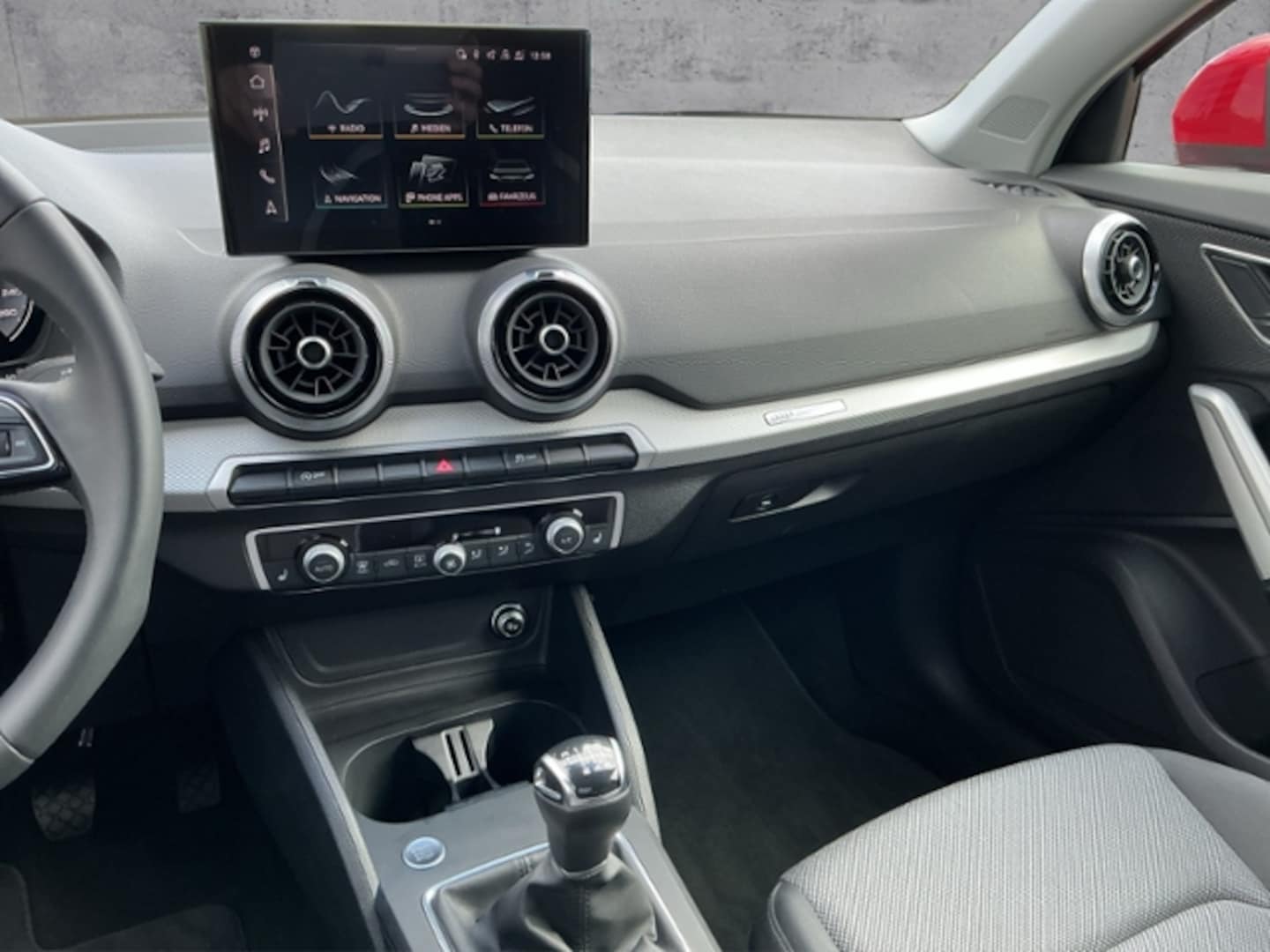 Bild über Audi Q2 S line 30 TFSI Schaltgetriebe - für weitere Informationen kontaktieren Sie den Audi Partner