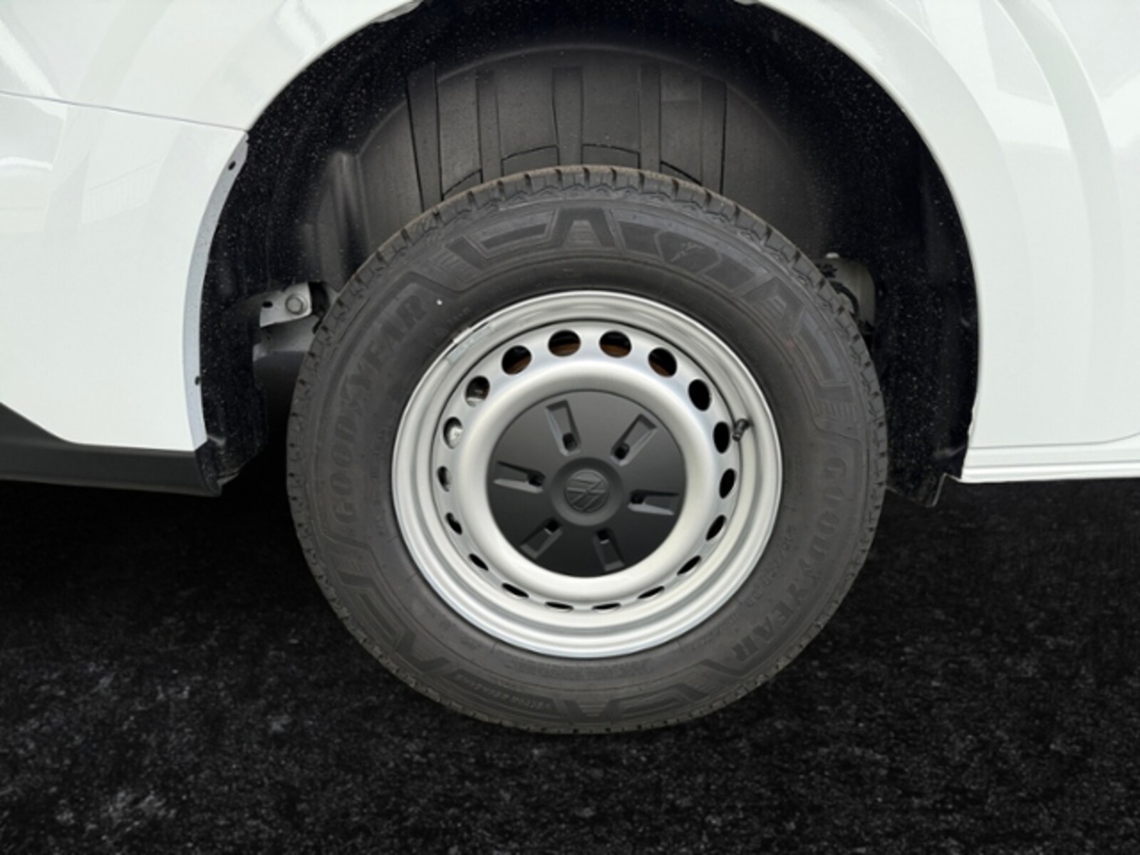 Volkswagen Transporter Kasten langer Radstand – Bild 14