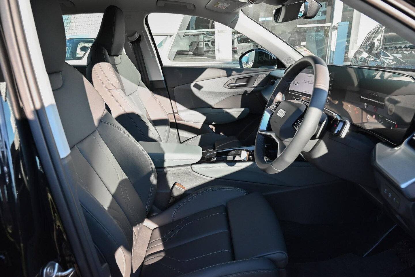 Image about Audi Q3 SUV TFSI quattro 150 kW