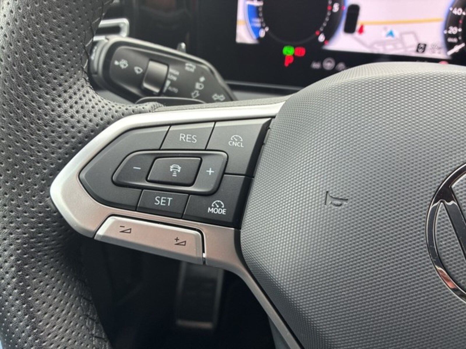 Volkswagen Tiguan – Bild 15