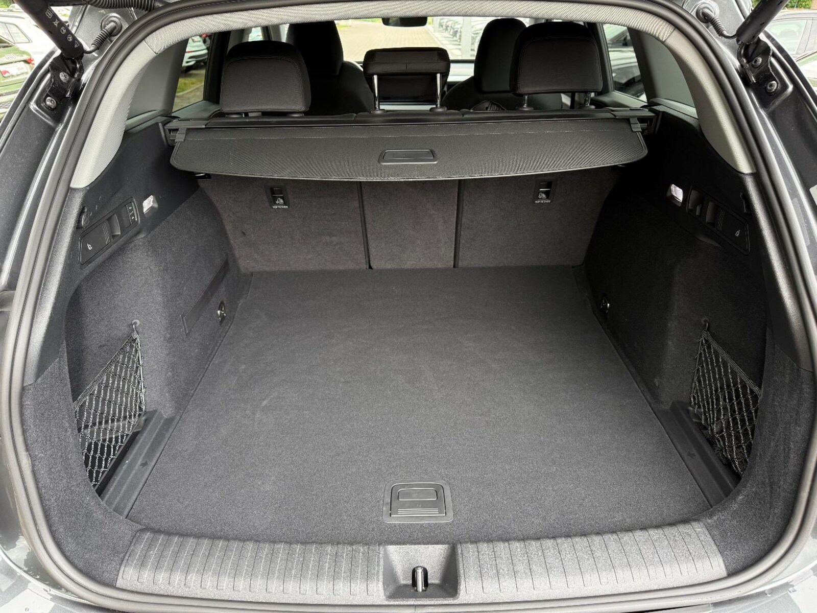Audi Q6 e-tron – Bild 8