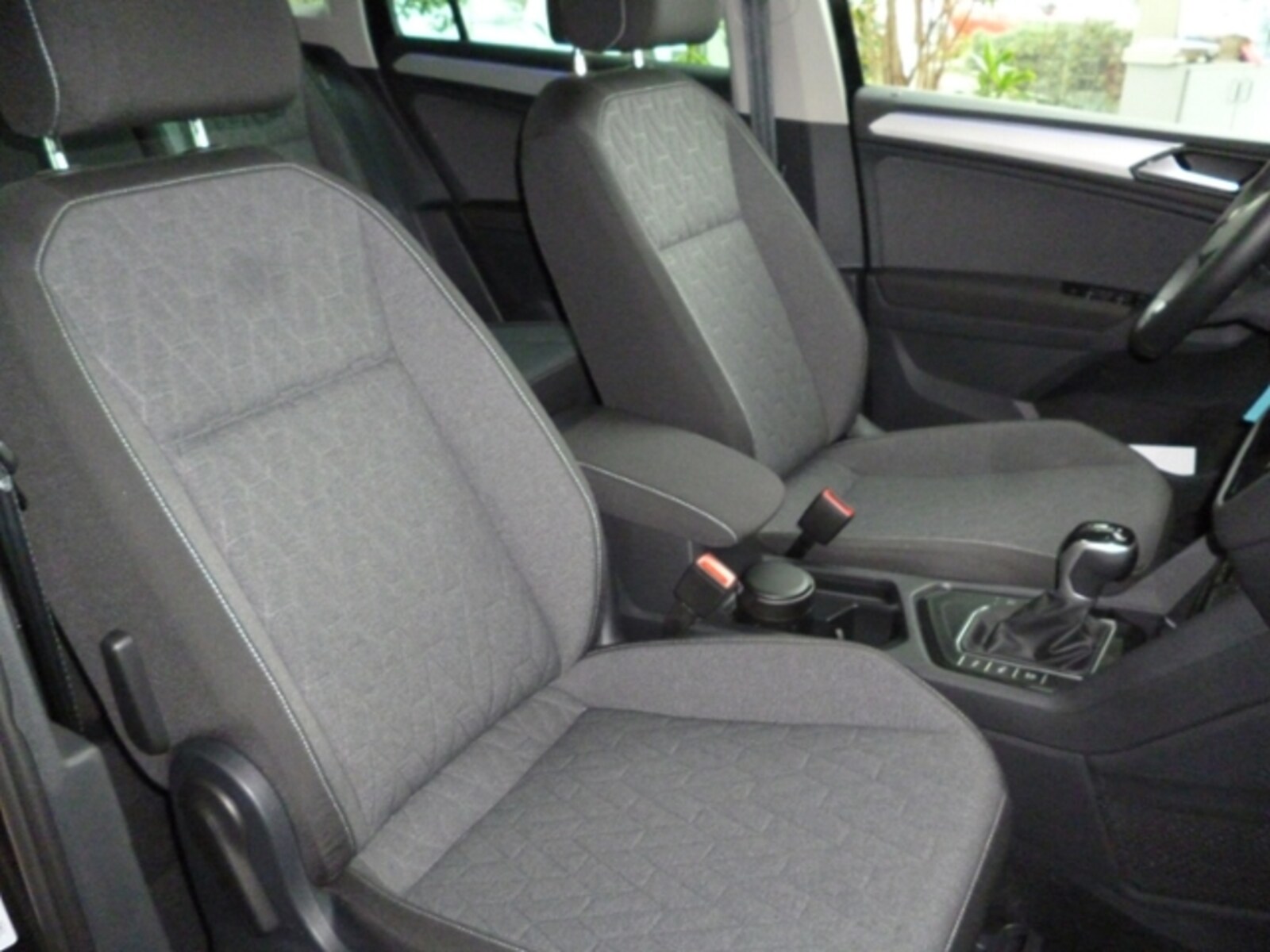 Volkswagen Tiguan – Bild 12