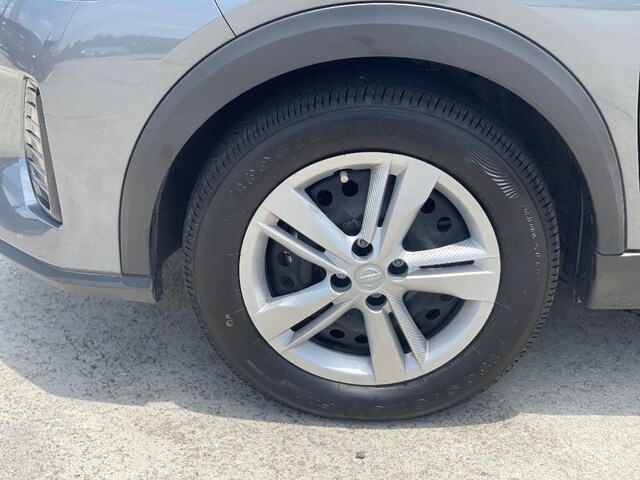 2025 Nissan Kicks Play