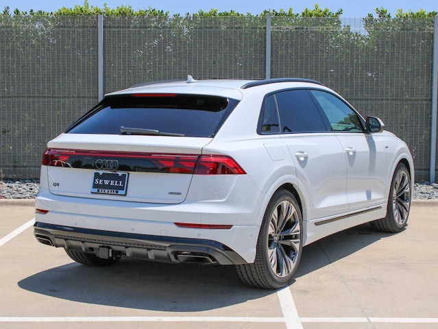 2026 Audi Q8