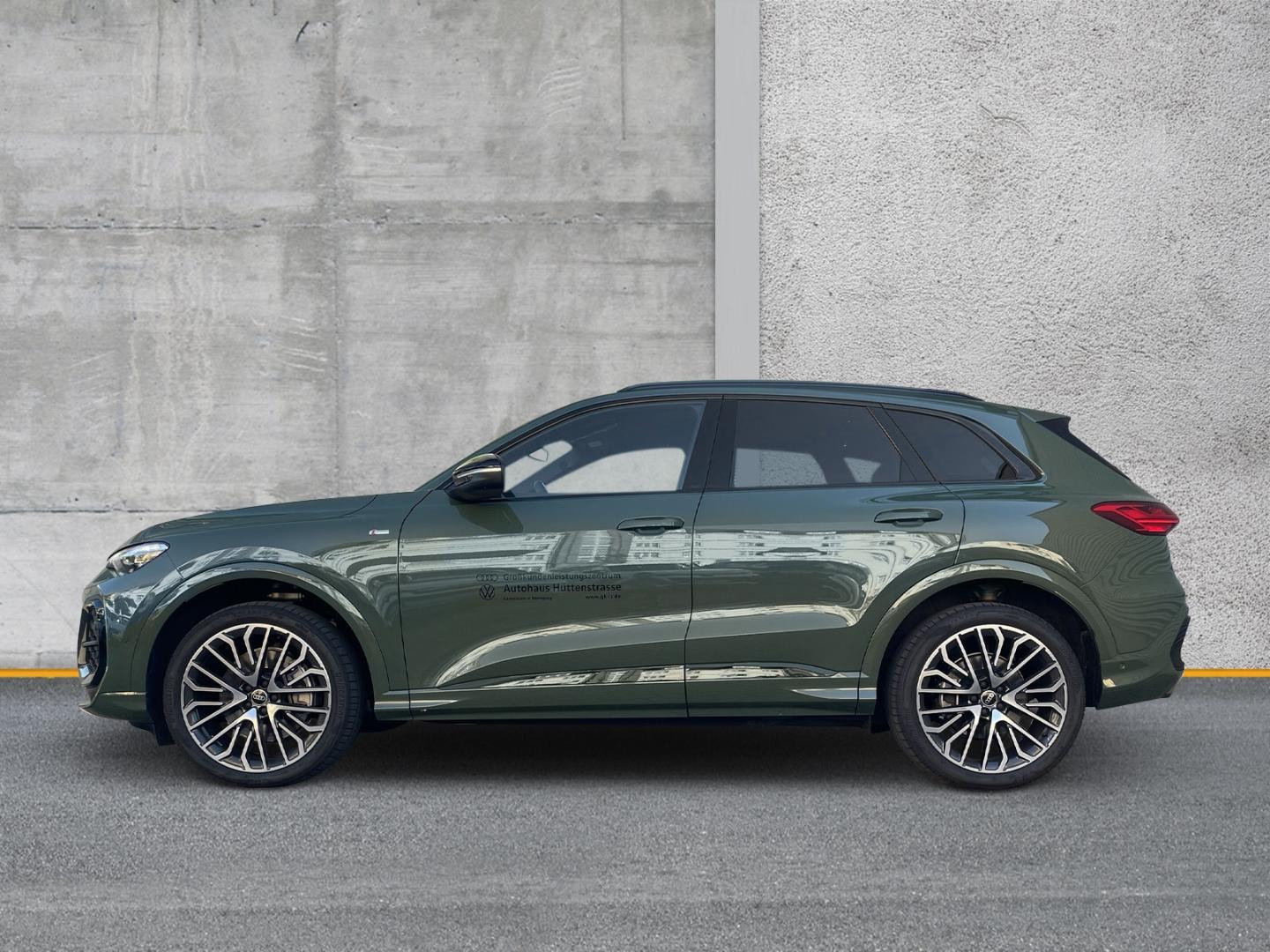 Bild über Audi Q5 SUV TDI quattro 150 kW S tronic - für weitere Informationen kontaktieren Sie den Audi Partner