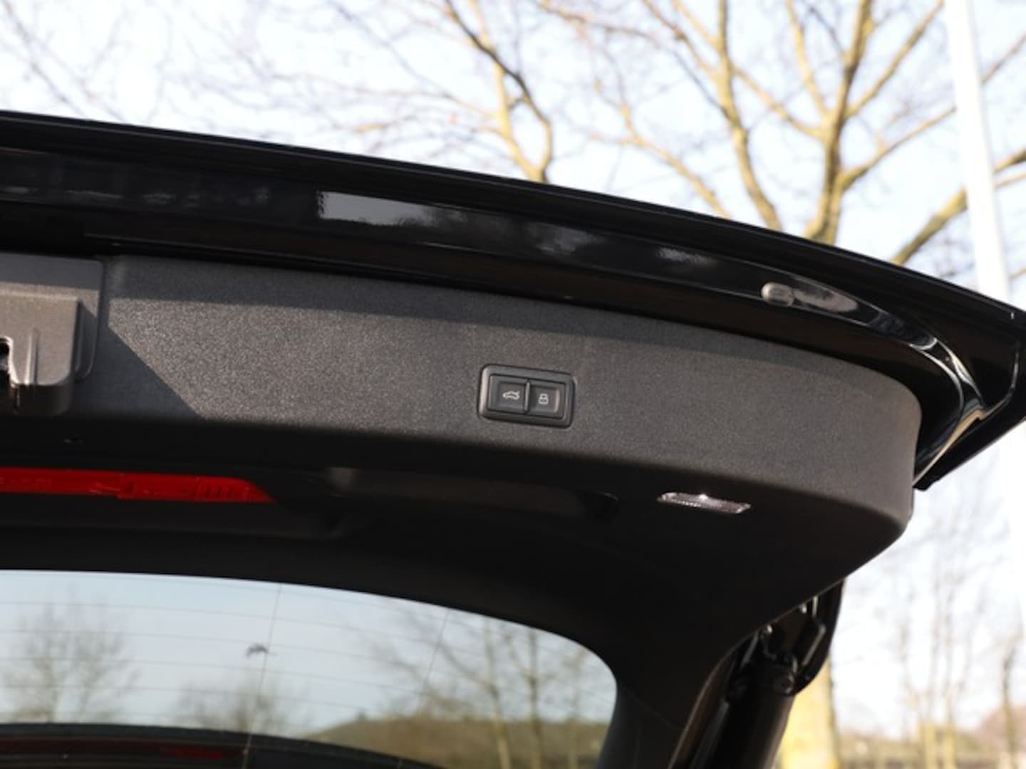 Bild über Audi Q3 SUV TFSI 110 kW S tronic - für weitere Informationen kontaktieren Sie den Audi Partner