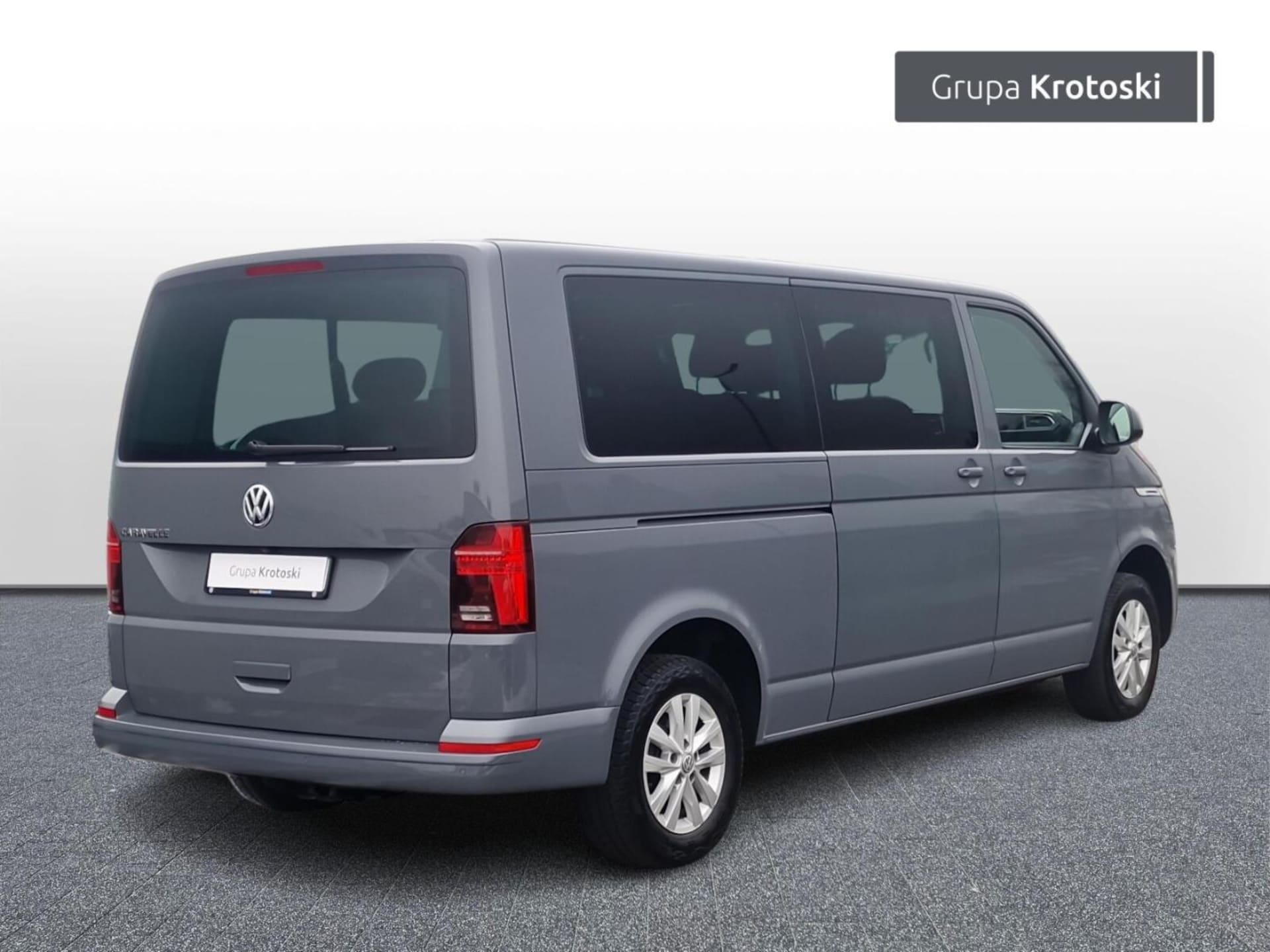 Volkswagen Caravelle 6.1 długi roztaw osi SE