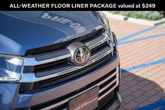 2017 Toyota Highlander