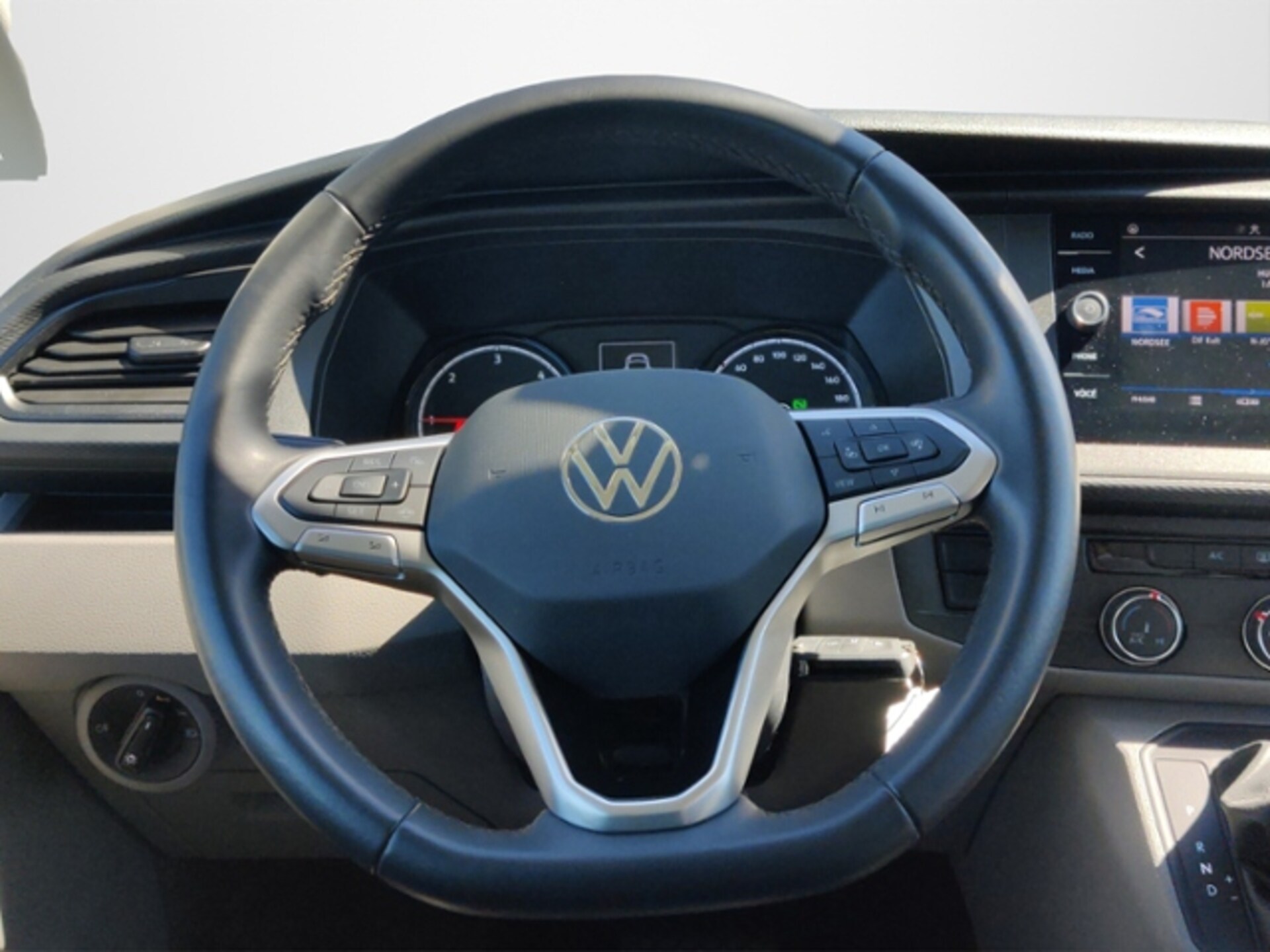 Volkswagen T6.1 Transporter Kombi kurzer Radstand