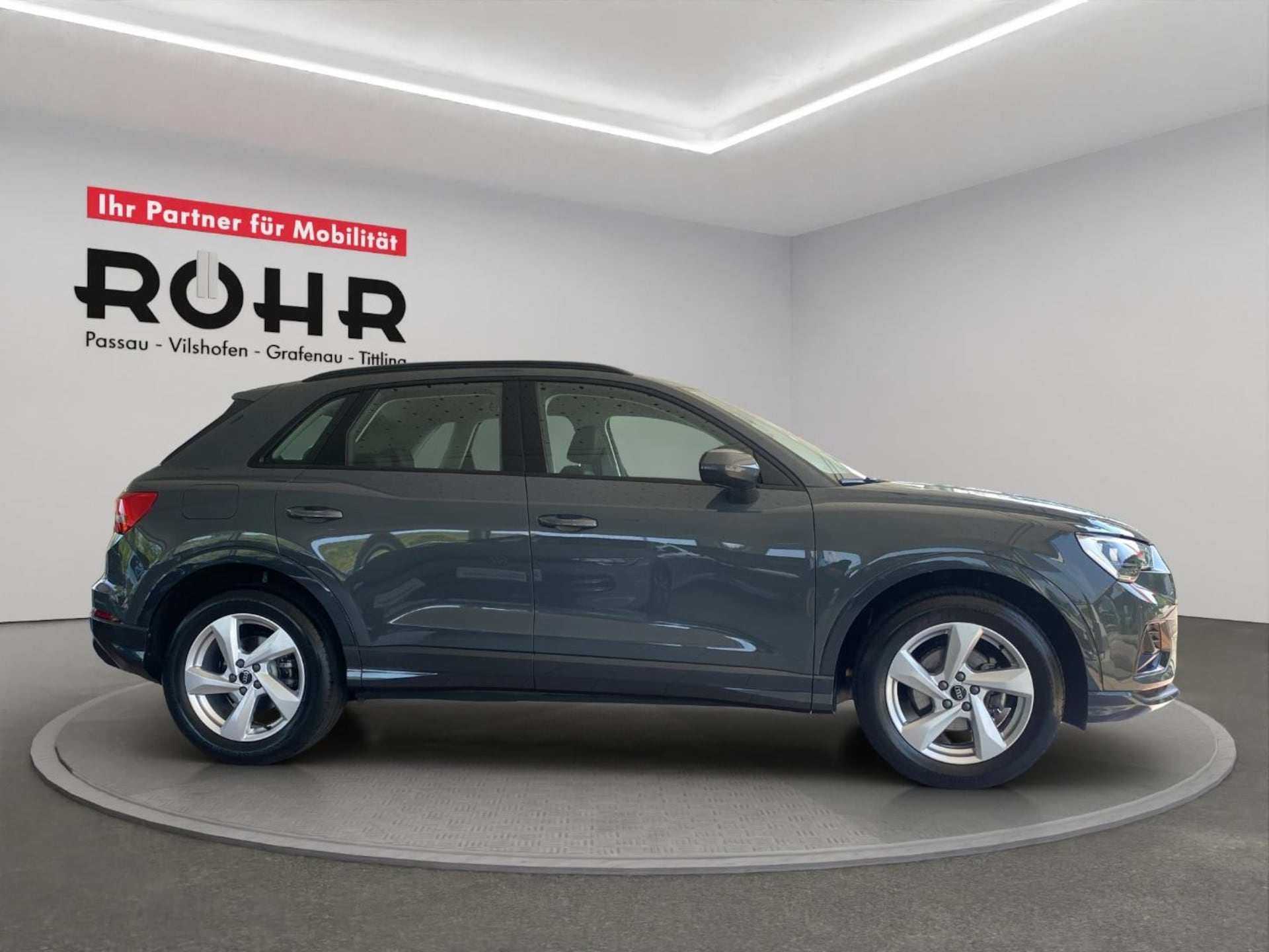 Audi Q3 SUV advanced