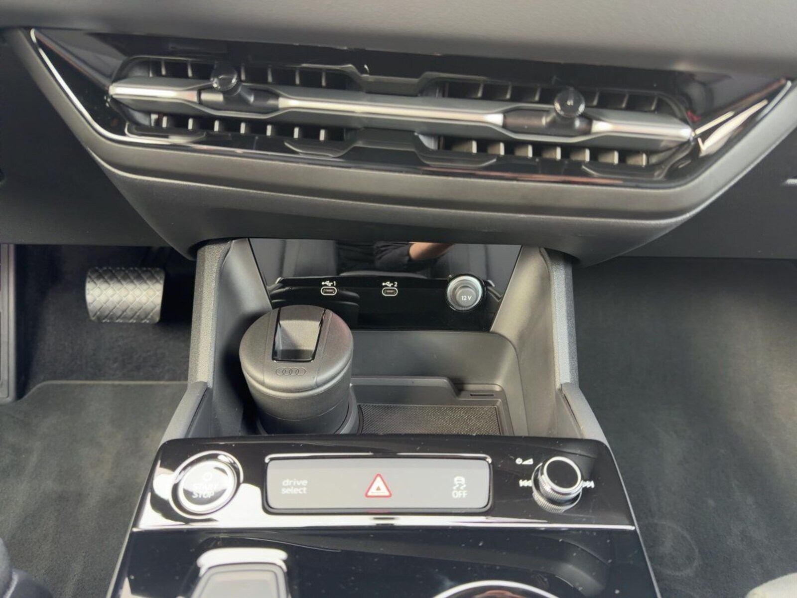 Audi Q6 e-tron – Bild 16