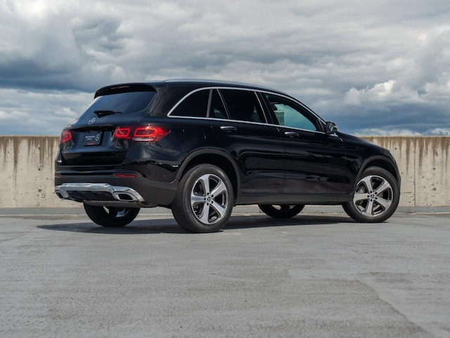 2022 Mercedes-Benz GLC 300