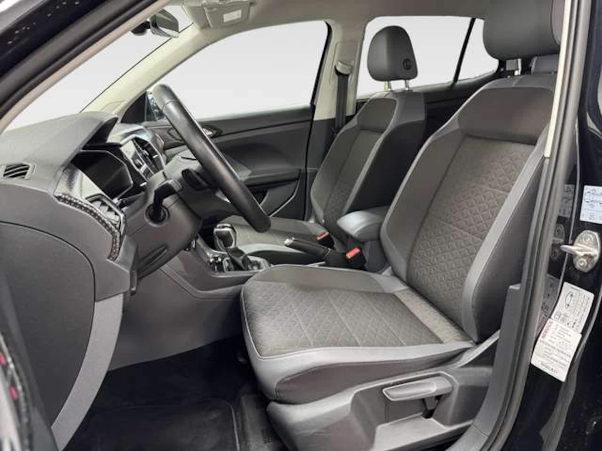 Volkswagen T-Cross Style
