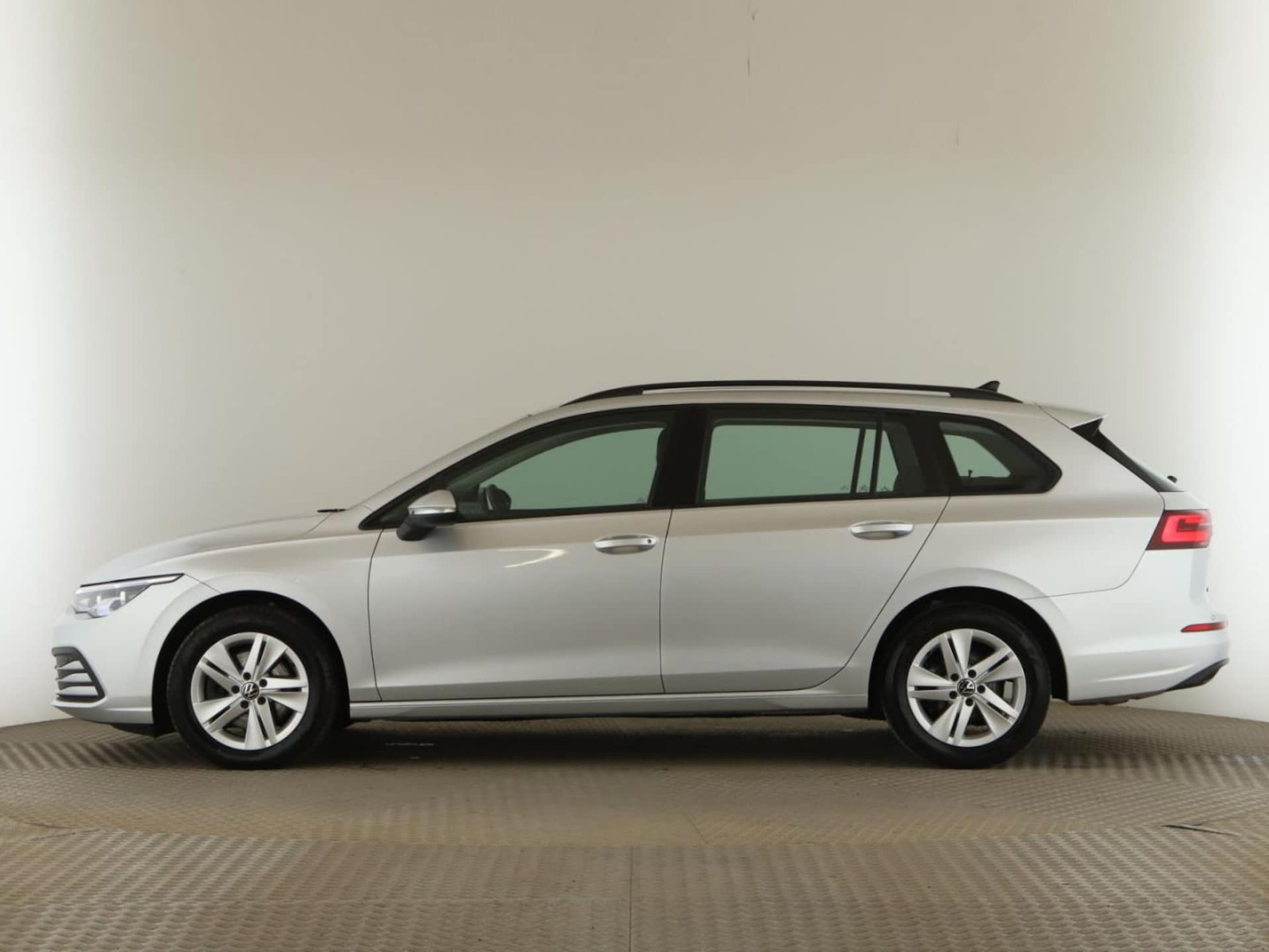 Volkswagen Golf Variant Life