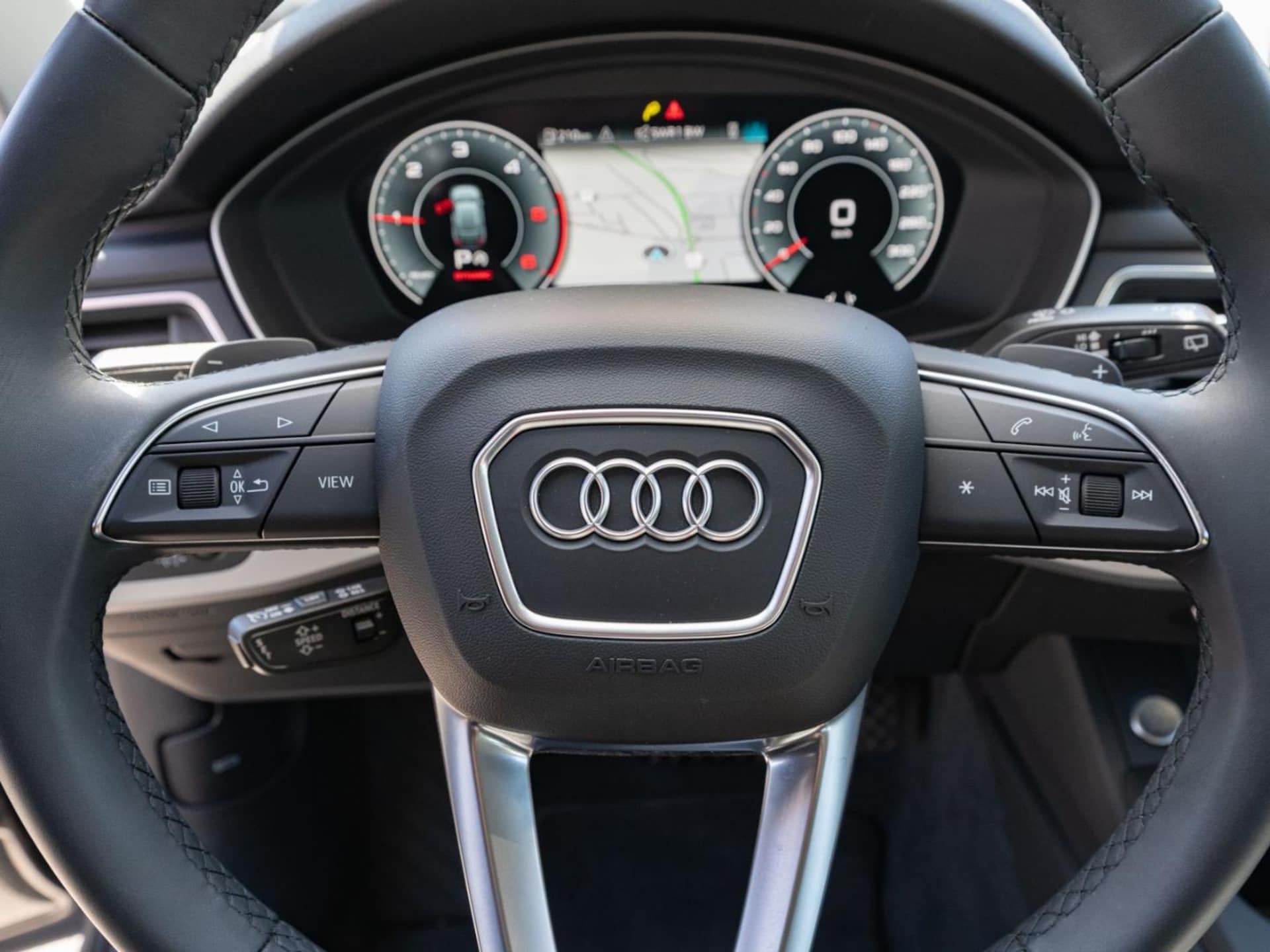 Audi A4 Avant S line