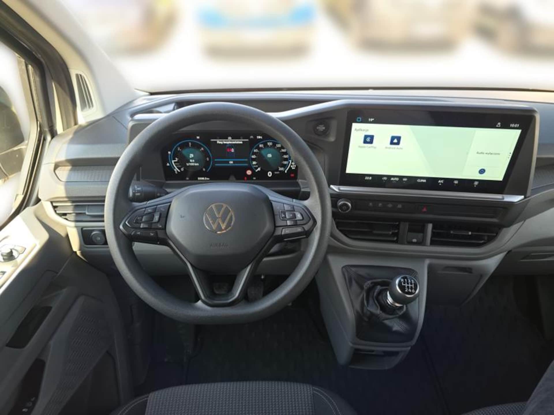 Volkswagen Transporter Furgon długi rozstaw osi