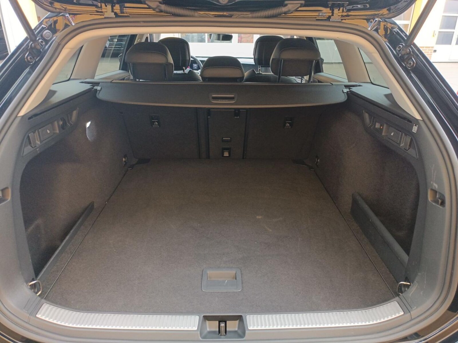 Volkswagen Passat – Bild 7