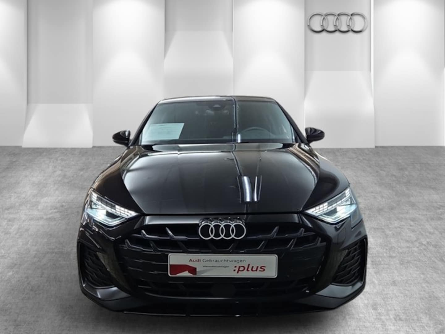 Bild über Audi A3 Sportback S line 35 TFSI S tronic - für weitere Informationen kontaktieren Sie den Audi Partner