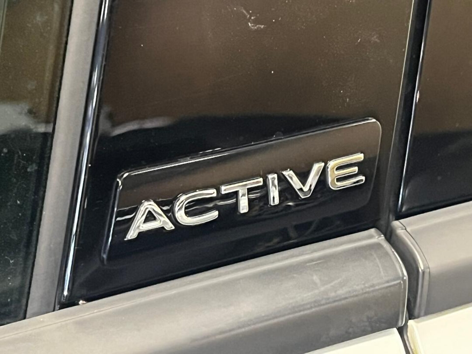 Volkswagen T-Roc Active