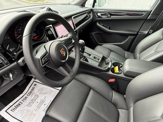 2025 Porsche Macan