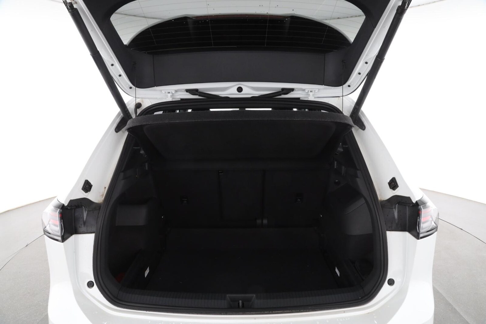 Volkswagen Tiguan – Bild 10