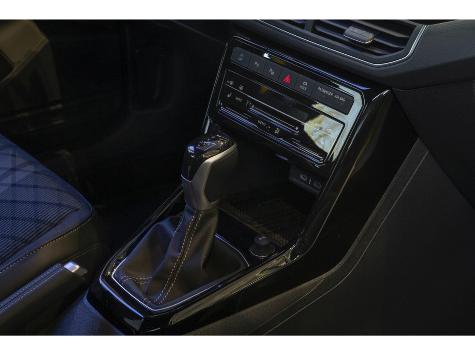 Volkswagen T-Cross – Bild 10
