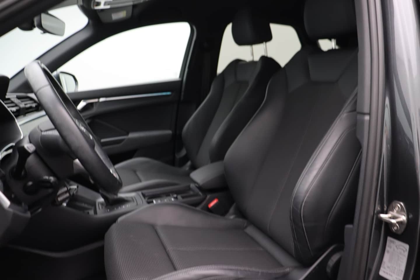 Bild über Audi Q3 Sportback S line 40 TFSI quattro S tronic - für weitere Informationen kontaktieren Sie den Audi Partner