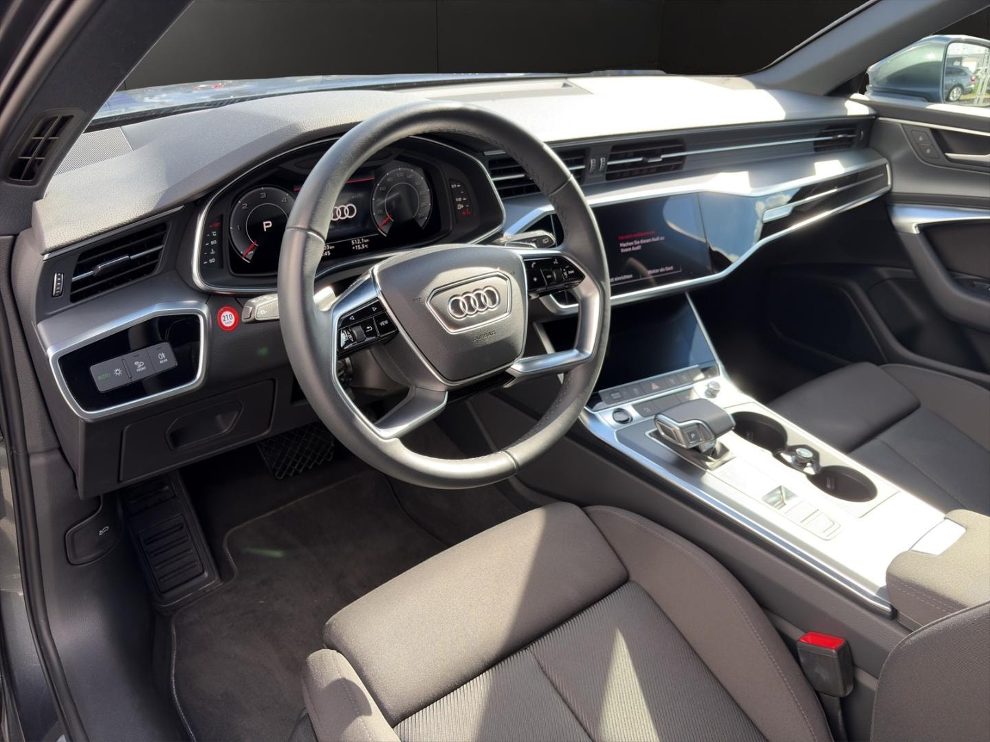 Bild über Audi A6 Avant S line 40 TDI S tronic - für weitere Informationen kontaktieren Sie den Audi Partner