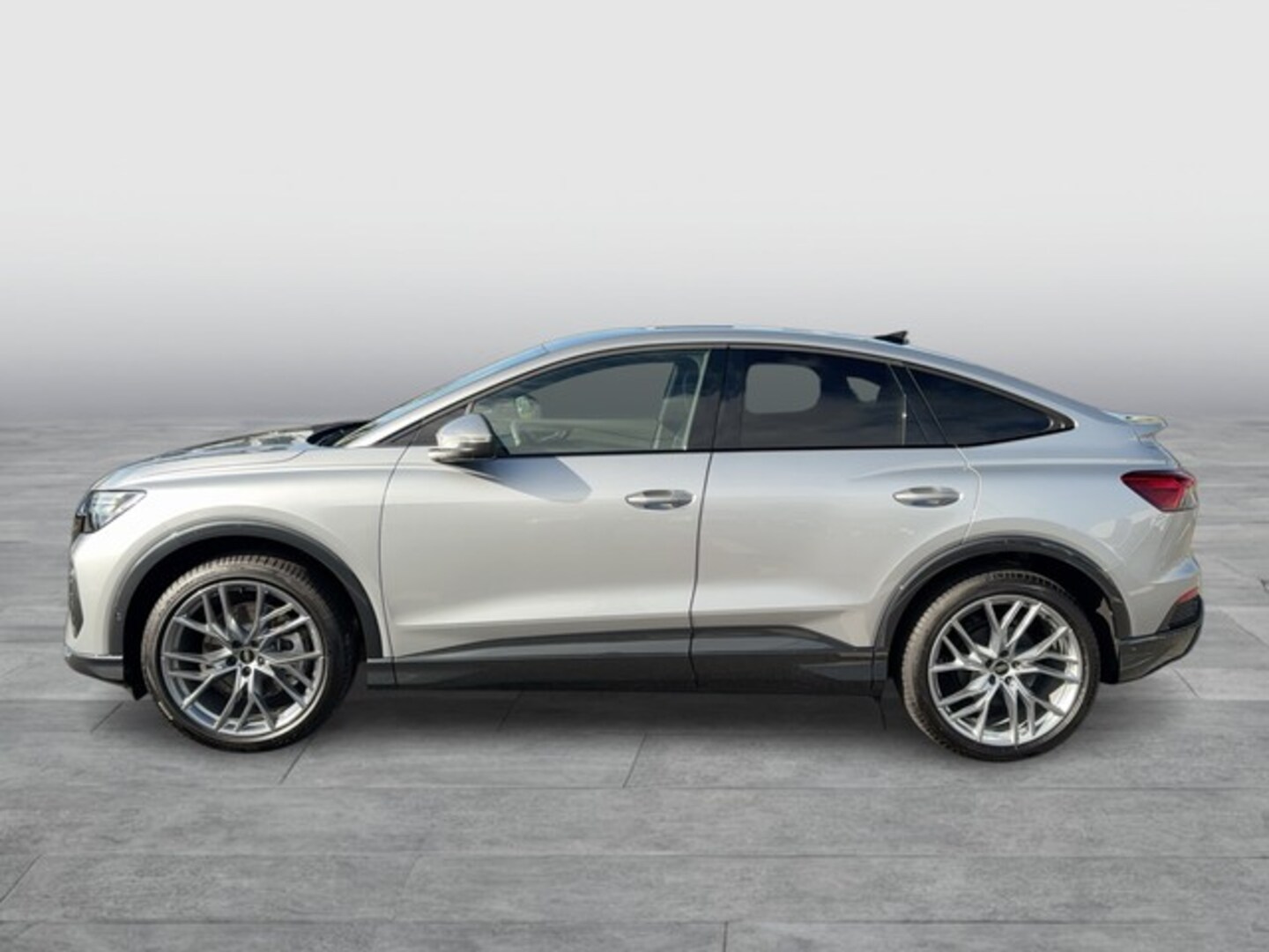 Bild über Audi Q4 Sportback e-tron 40 e-tron - für weitere Informationen kontaktieren Sie den Audi Partner