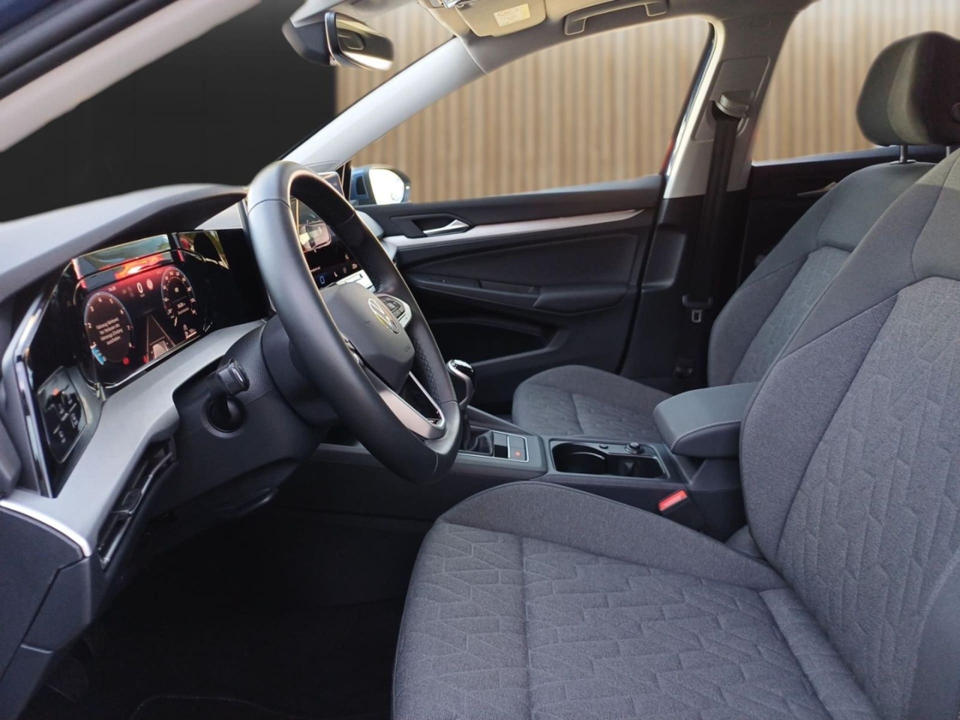 Volkswagen Golf Life